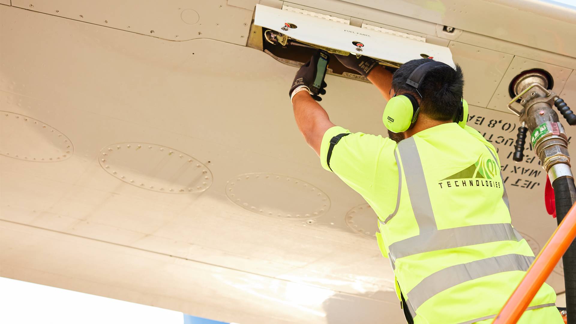 Power efficient fueling operations at QT technologies